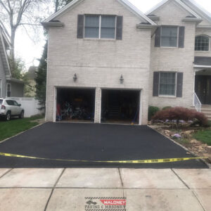 Asphalt driveway replacement in Cranford, NJ
