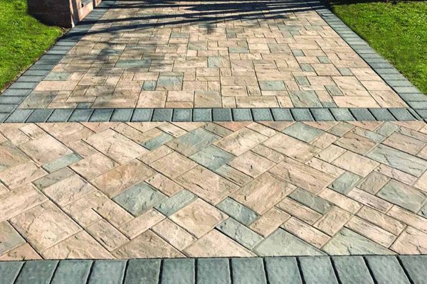 Our installation team paving a driveway in Linden, Union County