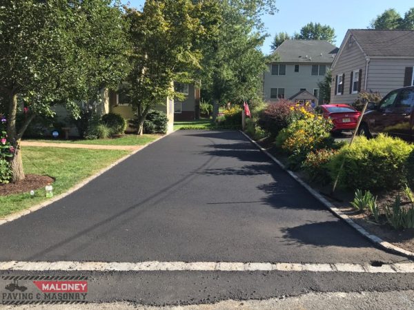 Paved driveway with cobbles in Berkeley Heights, Union County